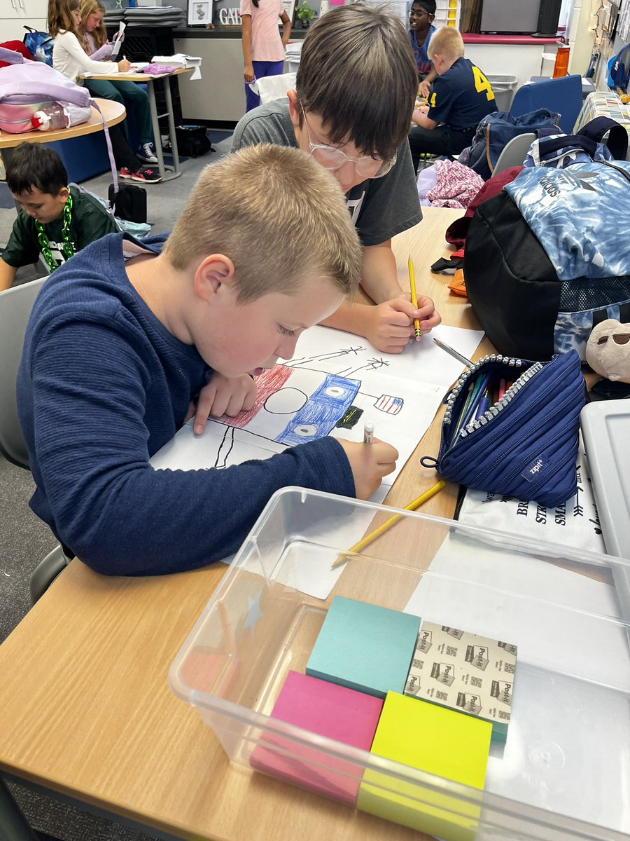 lcarruthers3's tweet image. Taking our most recent social studies civics learning public by bringing the school together to create placemats, cards, signed banner, extra Halloween candy and a video to a local Veterans celebration!  m.youtube.com/watch?v=1bmTpT…