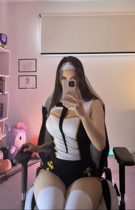 you&rsquo;ve been caught, now share a photo from your camera roll immediately https://t.co/3ymt5B6POJ