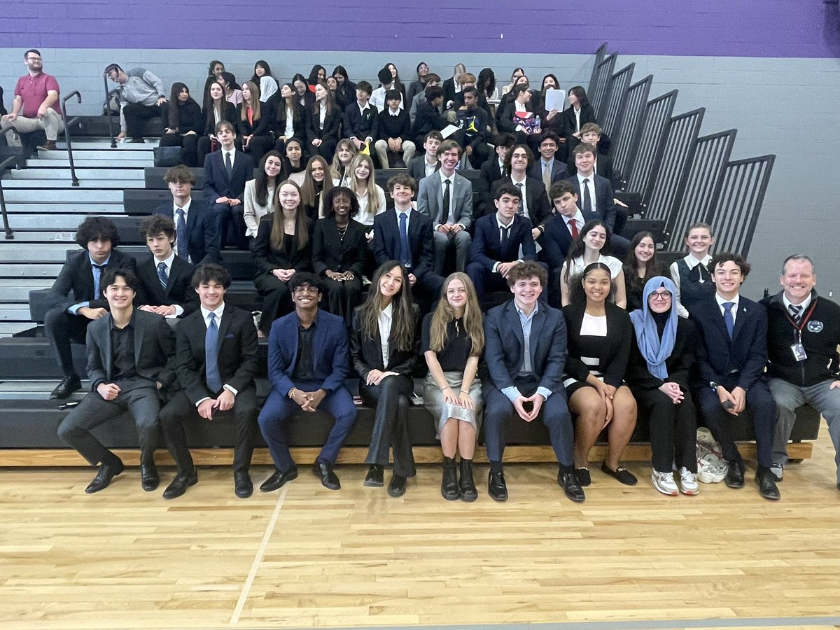“LET DIPLOMACY BEGIN” our @bhhsgavel team begins its season today at BHHS as Bloomfield hosts the largest tournament in the state of Michigan. <a href="/BHHSModelUN/">Matt MacLeod</a>