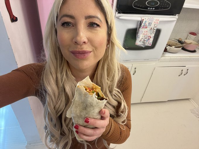 Cooking has literally become my favorite hobby! Here&rsquo;s a free box 📦 on me https://t.co/cAk84wowgh from<a href="/tag/free"class="tags"><span>#free</span></a>