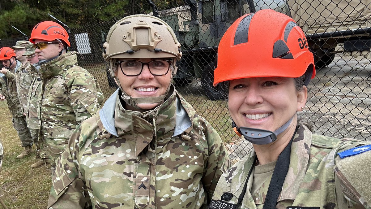 AdaptableAmy's tweet image. How did you celebrate Veteran’s Day? It was our reg drill weekend &amp;amp; I train w/some amazing Veterans that share their experience &amp;amp; military knowledge from every branch. It was cold, wet, and drizzly, but we do it for the residents of South Carolina. #SCSG #StateGuard #militarylife