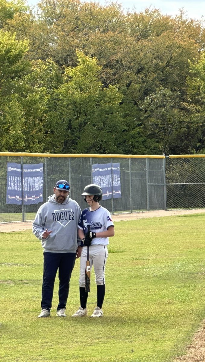 Having fun at Middle School Matchup <a href="/MSMTournament/">MiddleSchoolMatchup (MSM)</a> <a href="/SRChildren_/">Scottish Rite for Children</a>  #happybaseball #middleschoolmatchup2023