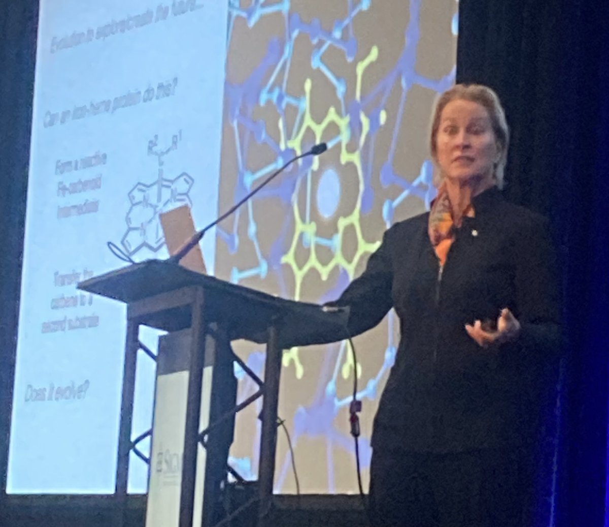 At #IFoRE Frances Arnold discusses how her team has developed evolved enzymes: “Nature does not care about your calculations” #NobelPrize <a href="/SigmaXiSociety/">SigmaXi</a> <a href="/Caltech/">Caltech</a>