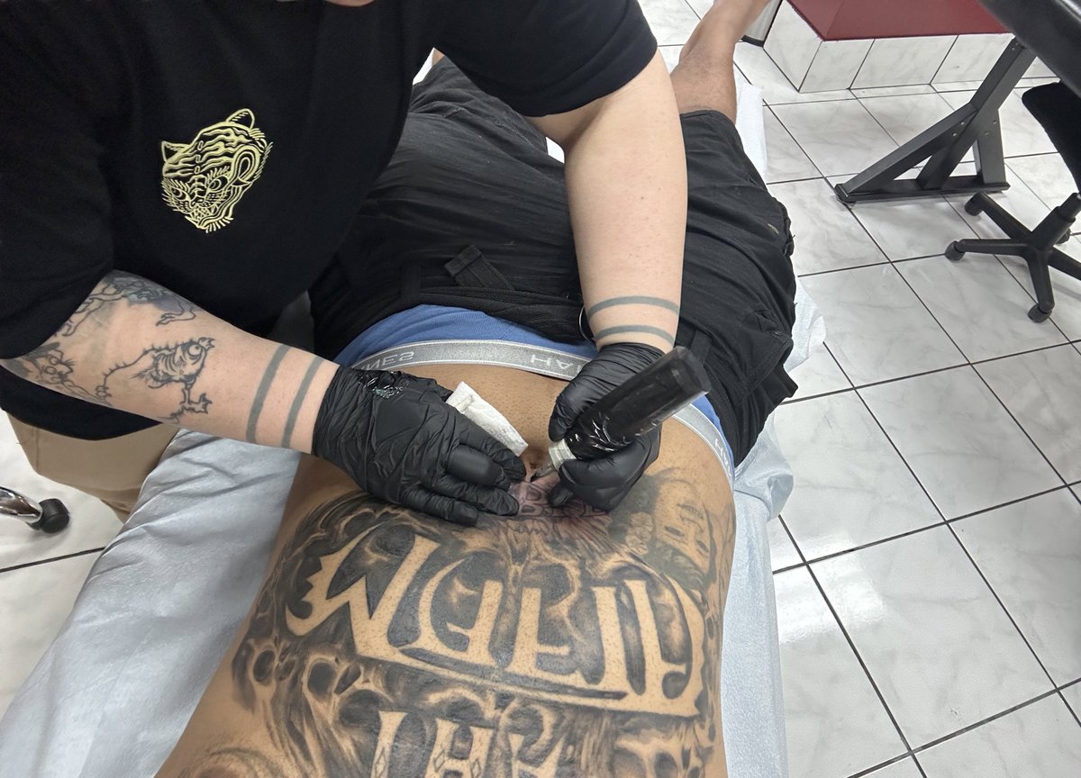 GodGivenGame's tweet photo. Back at it #TMT Mafia Table Records https://t.co/u3hBZssAJd