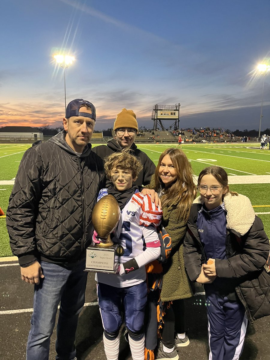 Mr. Vail tweet media