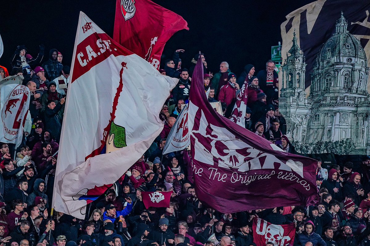 TorinoFC_1906's tweet photo. Passione granata ❤️‍🔥

Grazie ai 1️⃣8️⃣0️⃣0️⃣ presenti in trasferta questa sera 🐂

#SFT | #MonzaTorino https://t.co/MQJt1vS2RU