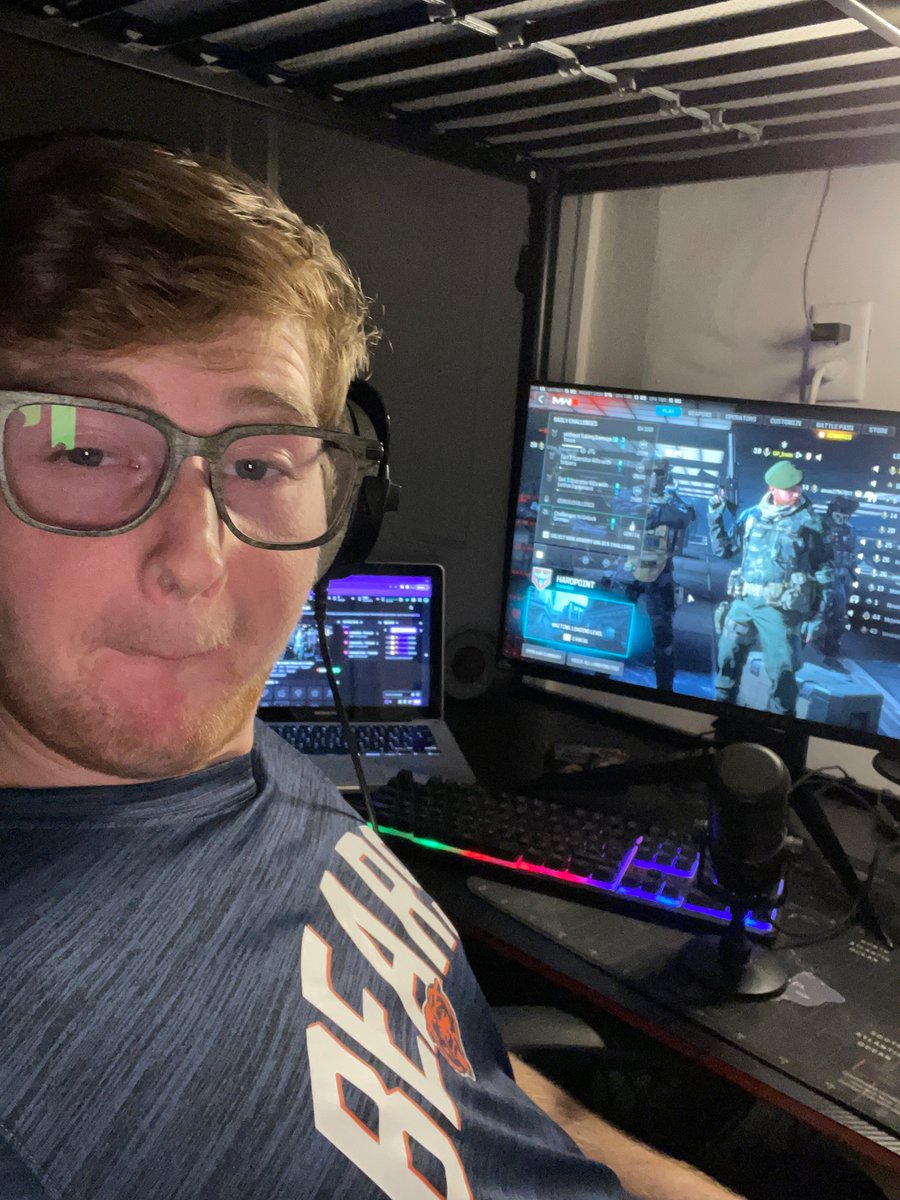 op_irwin's tweet photo. “I watched op_irwin live playing mw3 and my wife came back.” - real testimonial of a real viewer https://t.co/ejeaycPEVQ https://t.co/GRBJ6qY05H