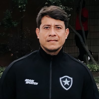 profheldersouza's tweet photo. #NovaFotoDePerfil https://t.co/z01PBoYl7L