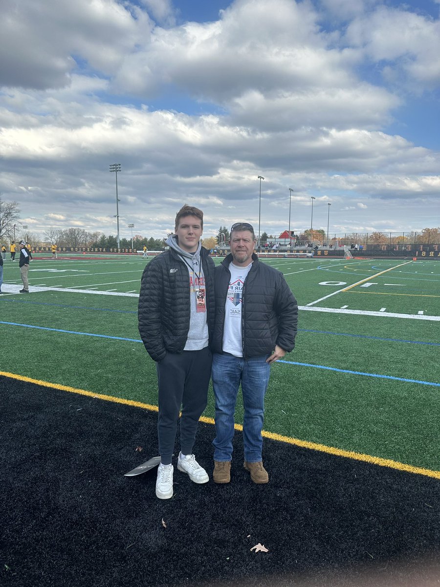 JamesFE54's tweet photo. Had a great game day visit to watch @UrsinusFootball beat Dickerson today with @Ethan_Car05! Huge thanks to @Coach_Menard55 and other coaches for having us up! @CoachTSomm65 @CroftonFB https://t.co/1xtb1tCvdJ