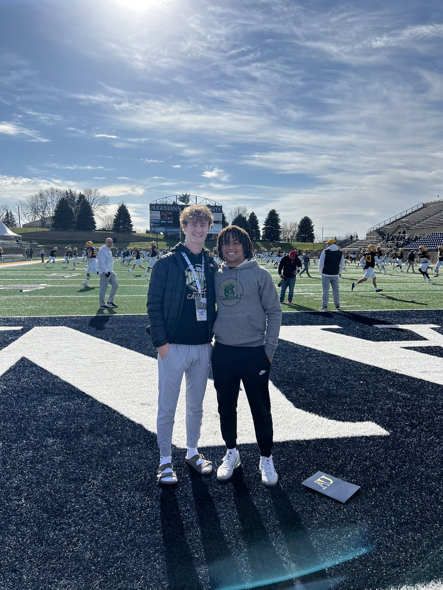 Thank you <a href="/coachscholten/">Kelly Scholten</a> for the amazing gameday visit!! <a href="/AugieFB/">Augustana Football</a>