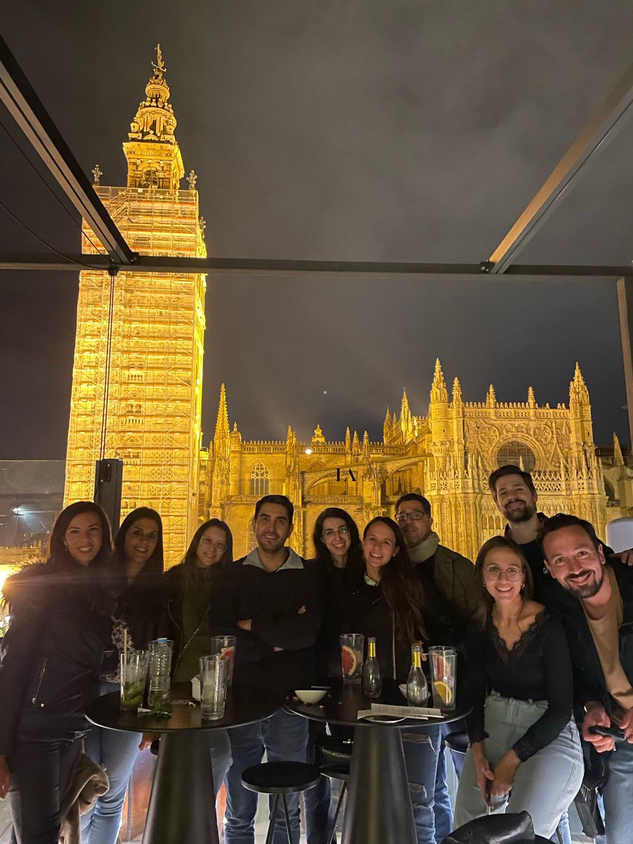 amartega's tweet photo. Gran congreso, en una ciudad maravillosa como Sevilla. Siempre es un gusto poder volver a ver a viejos amigos @SEEDendoscopia https://t.co/Sh4RSCiCzO