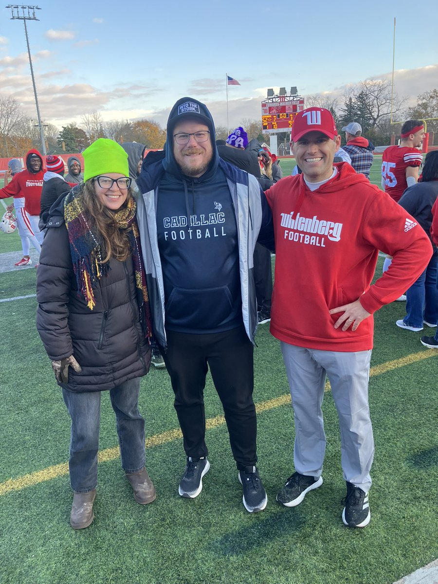 Very grateful for another great season of @WittFootball as we send off our seniors including Sr OL Isaac Grilliot with a Win today! Thankful for the support of my wife @Norashickey and friendship of @winkler_coach !
