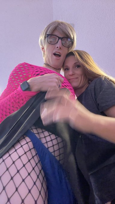 Making some content today with my amazing girl @mrsescobarhw Nothing crazy but fun!  #dildorider #edging<a href="/tag/edging"class="tags"><span>#edging</span></a><a href="/tag/nocumming"class="tags"><span>#nocumming</span></a><a href="/tag/sissychastity"class="tags"><span>#sissychastity</span></a><a href="/tag/dildorider"class="tags"><span>#dildorider</span></a>