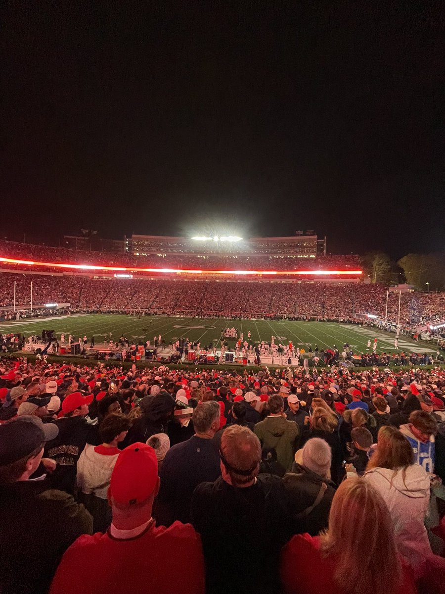 🏈 Coach Randy Marion tweet media