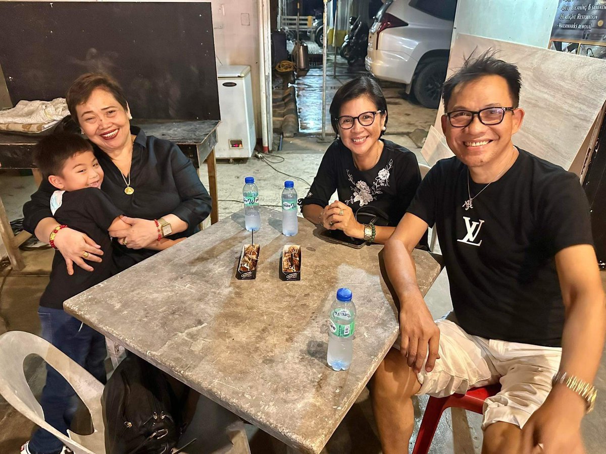 Opening Day at Tony's new stall in Libertad, Butuan City!