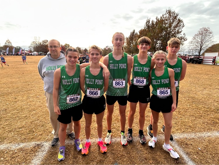HollyPondHigh's tweet photo. Congratulations to 8th grader Mila Edmondson for finishing 6th overall at the state championship cross country meet!! That finish places her on the All State Meet Team! Also congratulations to the four other runners who hit a PR today. IT'S A GREAT DAY TO BE A BRONCO!! https://t.co/IBk5x6hURL