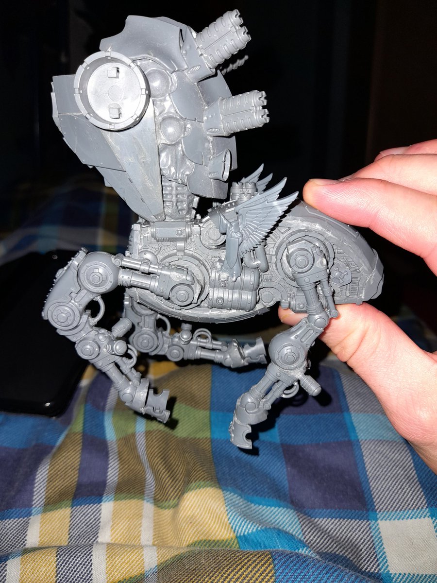 ElstoneJosh's tweet photo. @Triaxminiatures @TCrystonian What models did you use to make that, as I would like to attempt something similar. Also here is a picture of my armiger centaur. https://t.co/mi7t6pW9y7