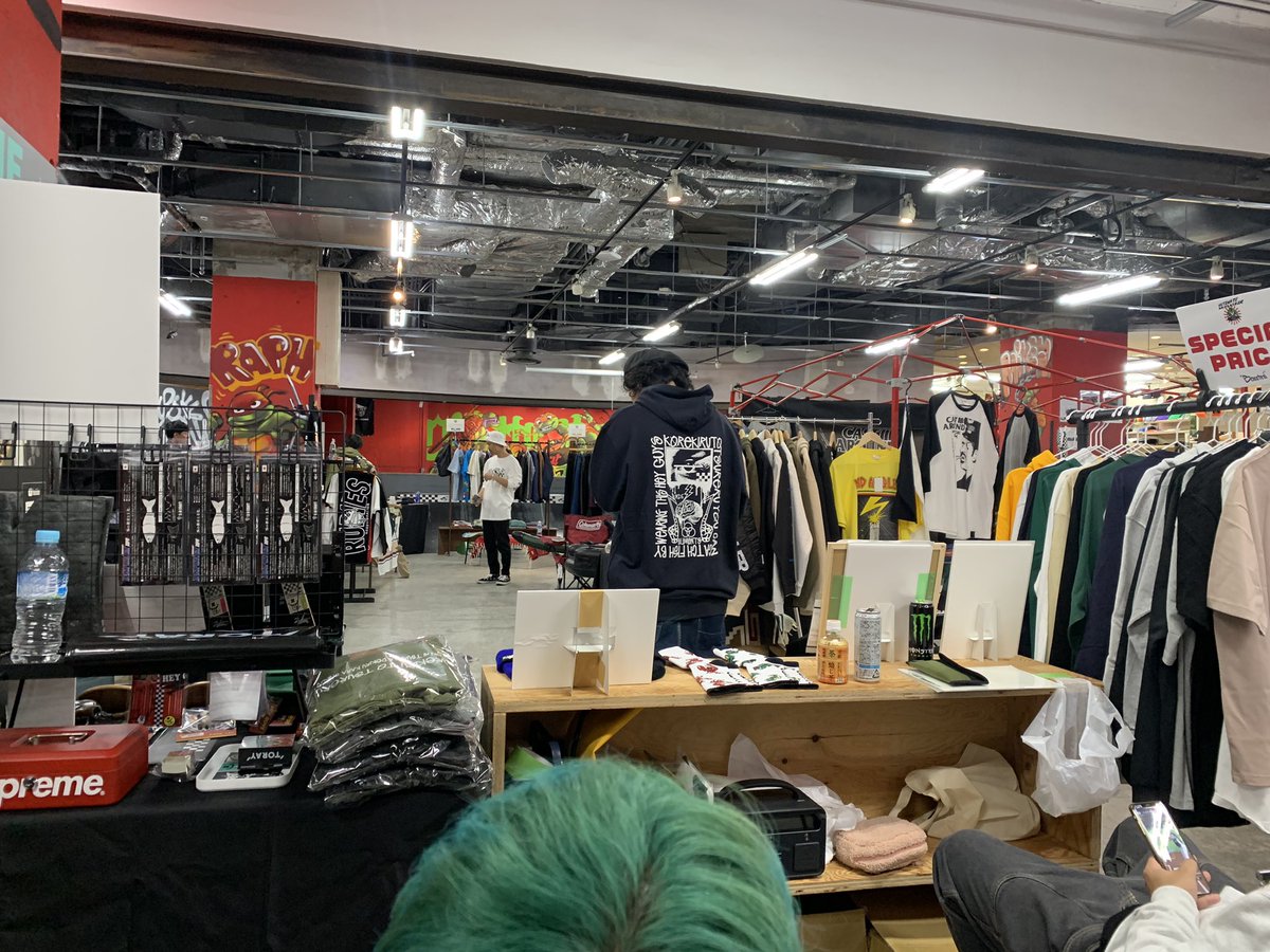 bassted_maa's tweet photo. オープン間近🤩
#fiveconnect https://t.co/HUBwsqt5ln