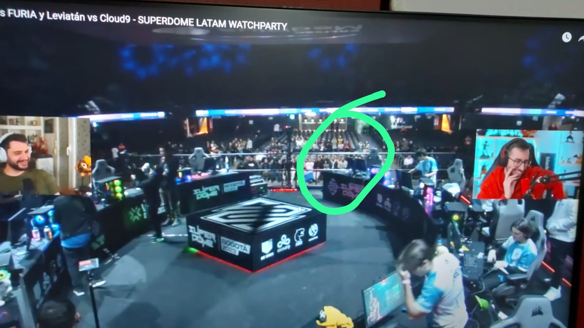 kildraxmon's tweet image. Ooh salimos en el stream mientras veía padre mixwell #quebendicion