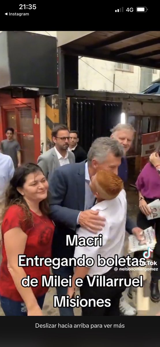 packuitas's tweet photo. @criptomonedaz Mira bien! Dios cómo pueden mentir! Tiene la boleta de juntos por el cambio @criptomonedaz https://t.co/6tog2OcgmU