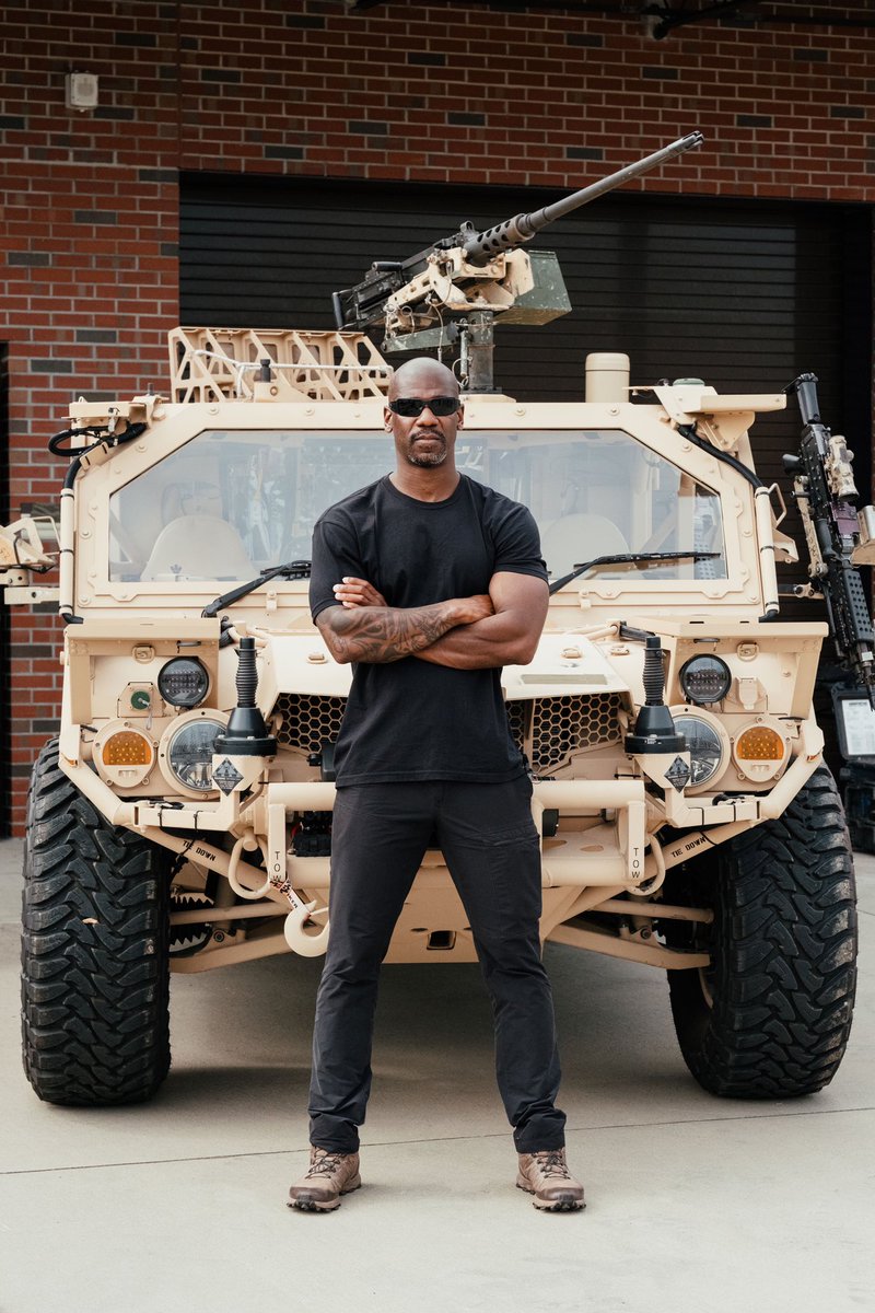 The man to pay is BACK! #TimeToPayTheMan #IfyouknowYouknow

#HappyVeteransDay | #BeyondTheBattlefield on @HISTORY is less than 30 minutes out on the East Coast!