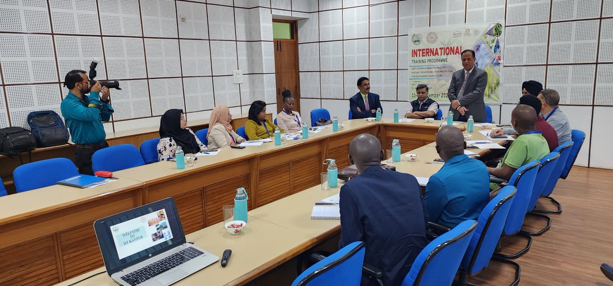 Shakti Vinay Shukla (@shaktivnaysukla) on Twitter photo Delivered Keynote Address @ International training Application of nanontechnology in Plant growth & crop protection for sustainable agriculute by <a href="/IITKanpur/">IIT Kanpur</a> & AARDO as Guest of honour 11 Nov23.Trainees from Ghana, Jordan, Kenya,Malaysia,Malawi, Mauritus,Nigeria,Zambia & Eswatini. Delivered Keynote Address @ International training Application of nanontechnology in Plant growth & crop protection for sustainable agriculute by <a href="/IITKanpur/">IIT Kanpur</a> & AARDO as Guest of honour 11 Nov23.Trainees from Ghana, Jordan, Kenya,Malaysia,Malawi, Mauritus,Nigeria,Zambia & Eswatini.