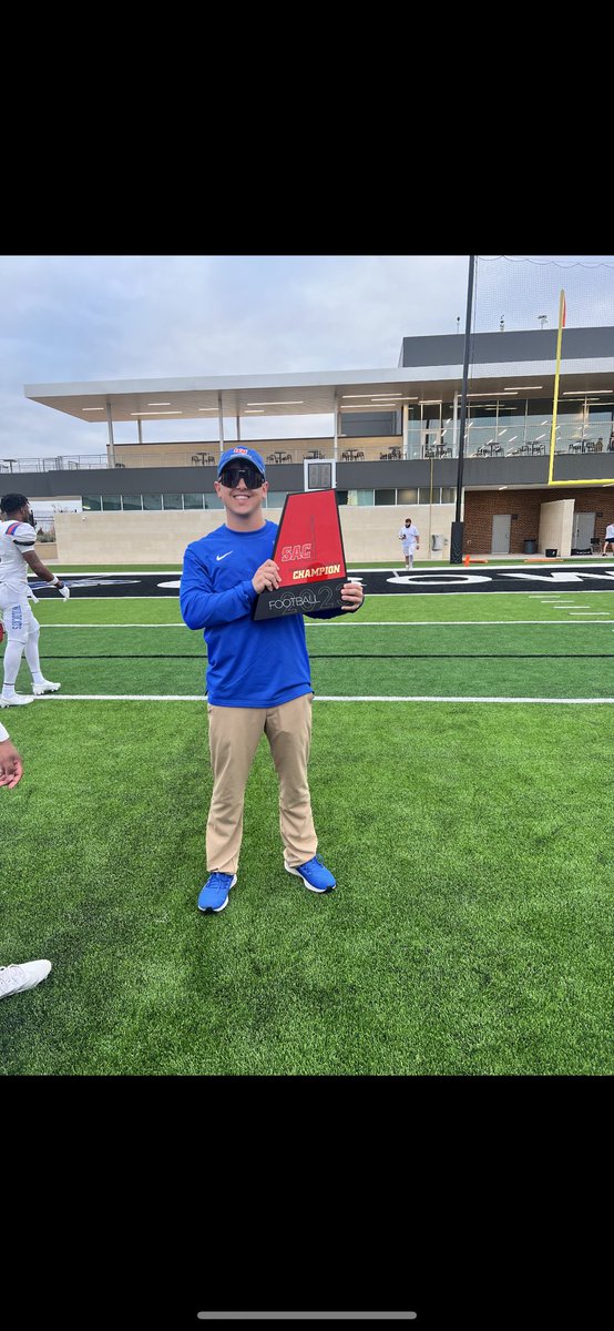 GabrielBulliard's tweet photo. All Glory be to God‼️🙏🏻🙌🏻 Conference Champions. 1st time in School History! Let’s keep it going 💪🏻 #ClawsUp #RBU #SACChamps 🔷🔶 https://t.co/uUevsO4vNb
