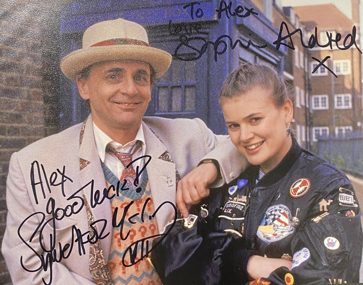 lAlexGreenl's tweet image. “So it’s fine for me to blow up stuff when you decide? Nothing’s changed.”

“It’s never fine to blow stuff up. Sometimes, sadly, it’s the only solution. But only after fair warning.”

#DoctorWho #SylvesterMcCoy #7thDoctor #SophieAldred #Ace #LCCWinter @Showmasters