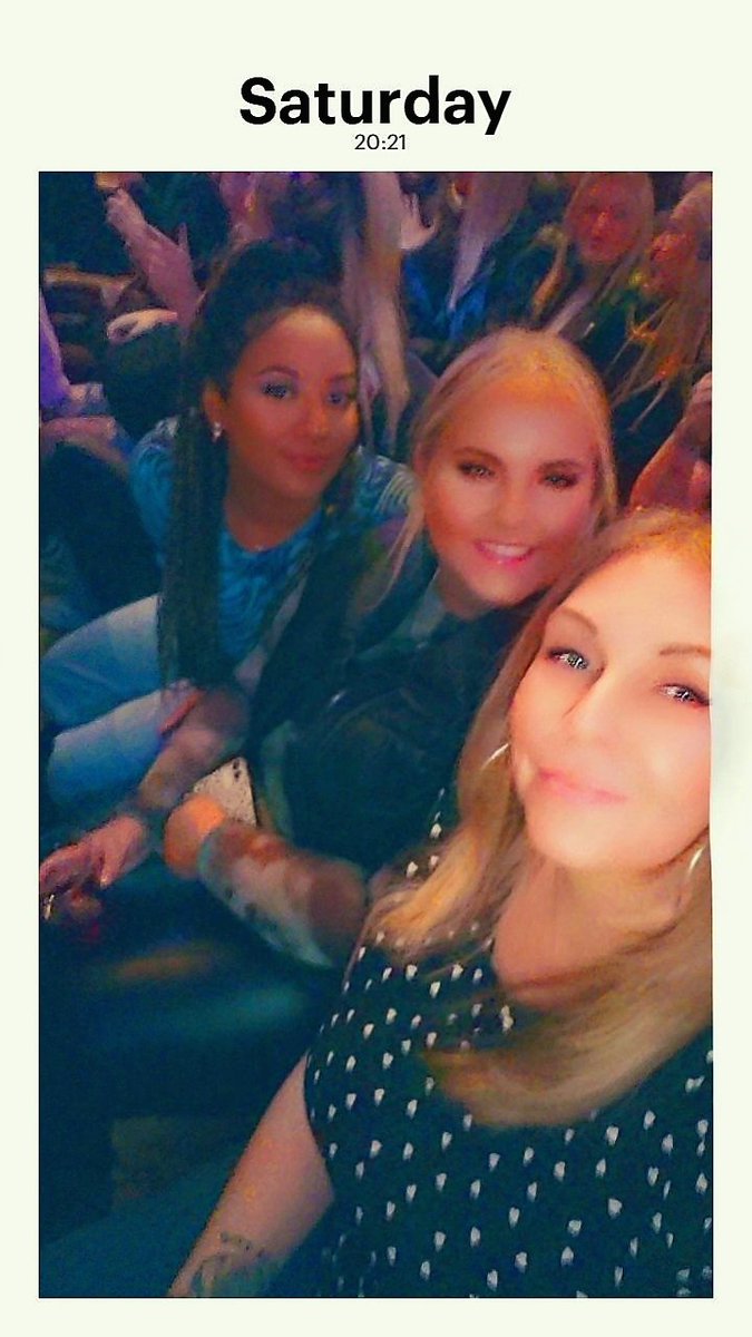 xx_Michelle_oo's tweet photo. Omg we had the best time at @JLSOfficial @SheffieldArena tonight โค๏ธ๐๐๐ & my work daughters absolutely loved their first ever JLS concert โ๏ธ๐๐ต We can't wait to do it all over again @YorkshireWP in 2024! ๐ฏ JLS forever & ever โค๏ธ #JLS #Sheffield #topnight #EverybodySayJLS https://t.co/5t4HYFwGxN