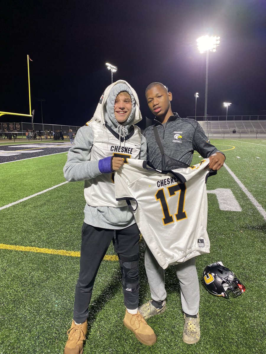 hayden_webb2's tweet photo. 3 down 1 to go. As I wasn’t able to play in the last game of my junior year I couldn’t be prouder of these guys. Can’t believe I played my last game with you senior but y’all all have bright futures. Has for Chesnee, we still ring chasing @ChesneeFootball 
 @DBWarcoach https://t.co/EFUuNPVseL