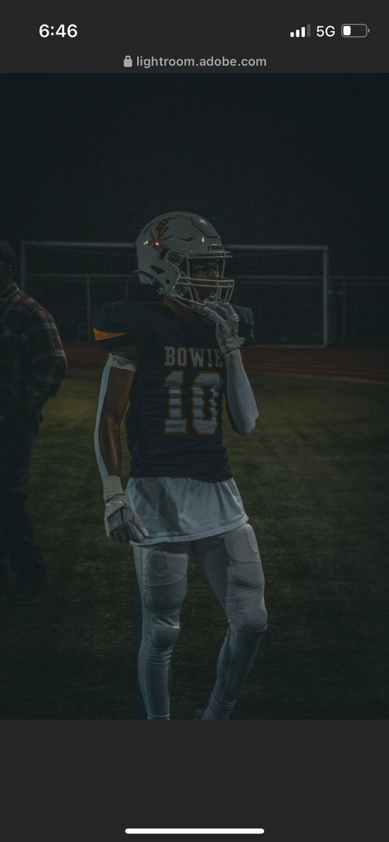 jaden112234's tweet photo. Last night I played my last high school football game . I want to appreciate all my coaches and teammates who helped me through the https://t.co/Me4eYKMT6p it’s on to the next❤️ @bowievolfb @WillieCarter34 @coachjsam @coachjtcu08 @antwaun_criss https://t.co/X0NRMFQJQe