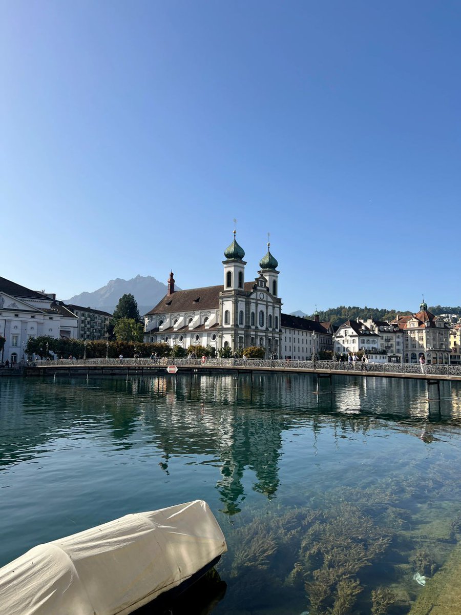 saimamemon313's tweet image. The scenery of a foreign country is beautiful and the culture of a foreign country is interesting