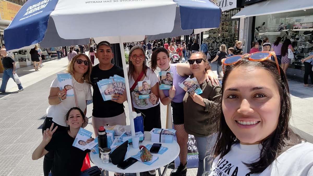 Mariana en Millones tweet media