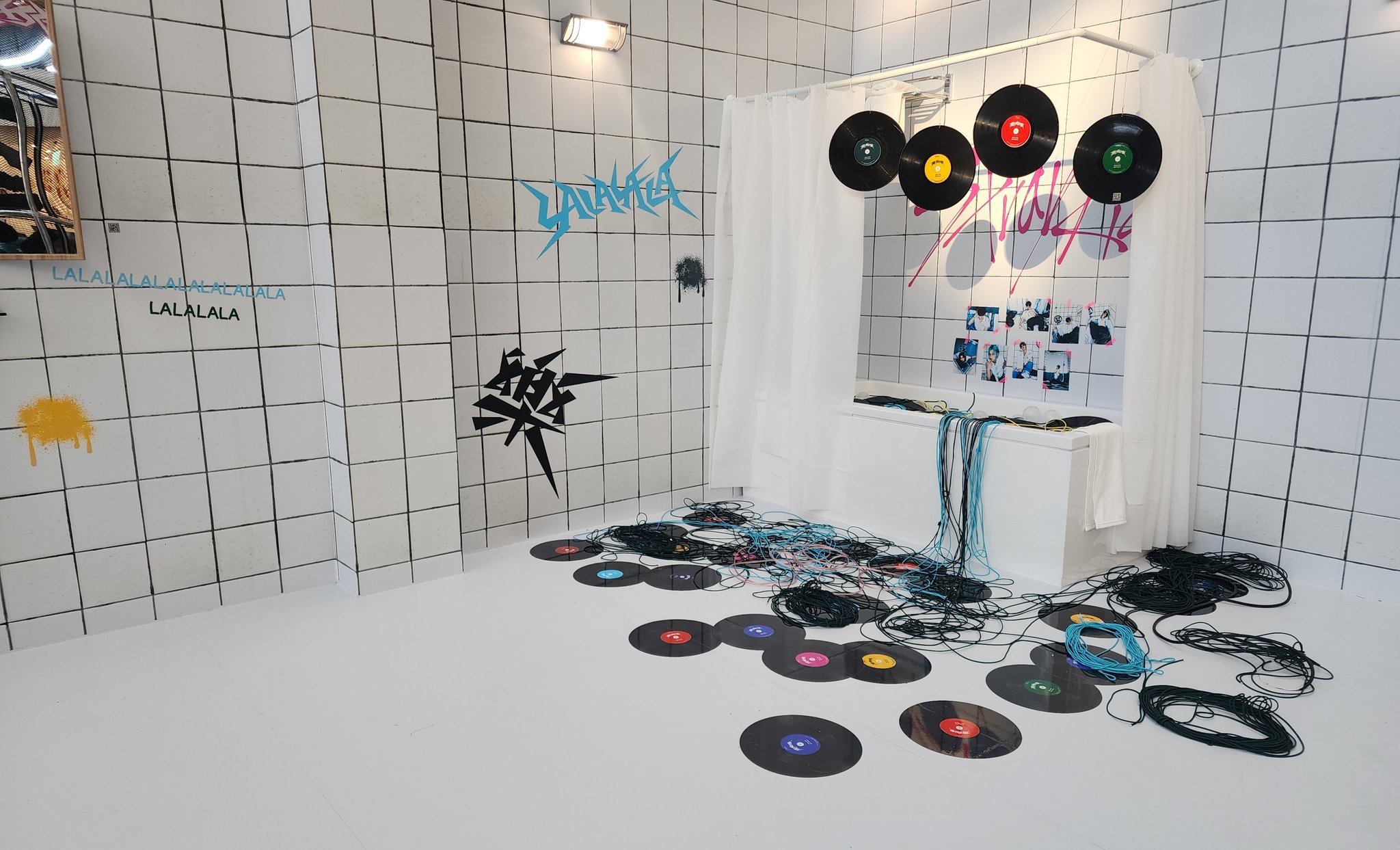 SKZ 樂-STAR POP-UP STORE (@rockstar_popup) / X