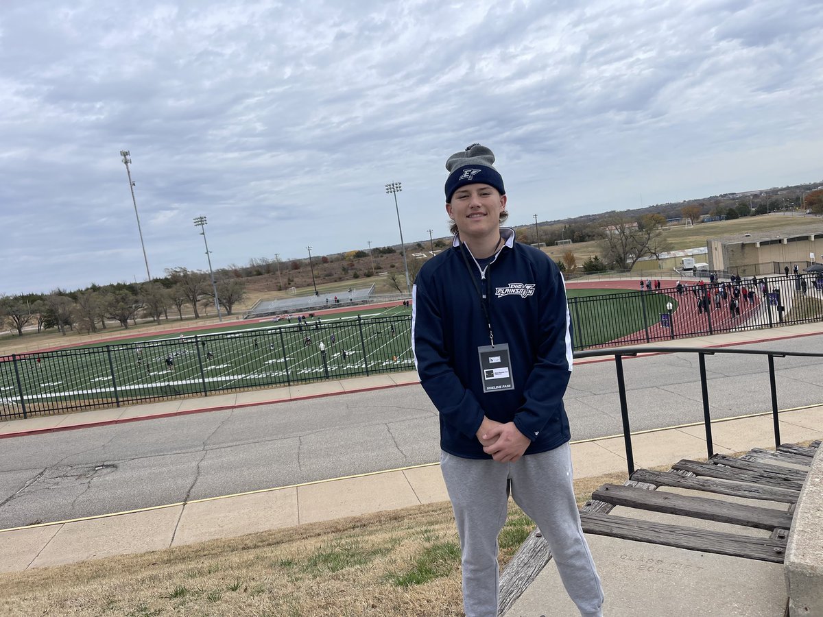 masonbenton_'s tweet photo. Thank you @CVanosdellSc for the gameday invite. Had a great time watching the game and touring the campus. Congrats on your win today!! https://t.co/5p277MAHul