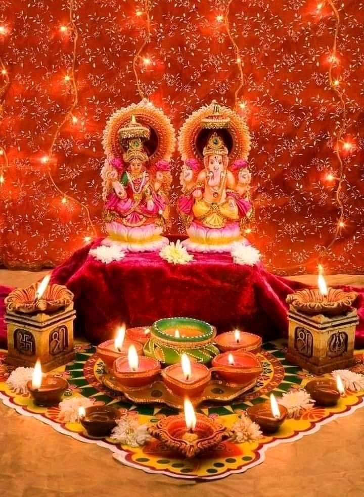 Anirudh_Astro's tweet photo. !!  जय श्री राम !!
“राम रामेति रामेति रमे रामे मनोरमे ।
सह्स्रनाम तत्तुल्यं राम नाम वरानने ।।”
          !!  जय श्री राम !!
आप सभी को प्रकाशोत्सव के महापर्व दीपावली की हार्दिक बधाई एवं अनंत शुभकामनाएं। जय श्री राम !! https://t.co/vGWu34CyRw