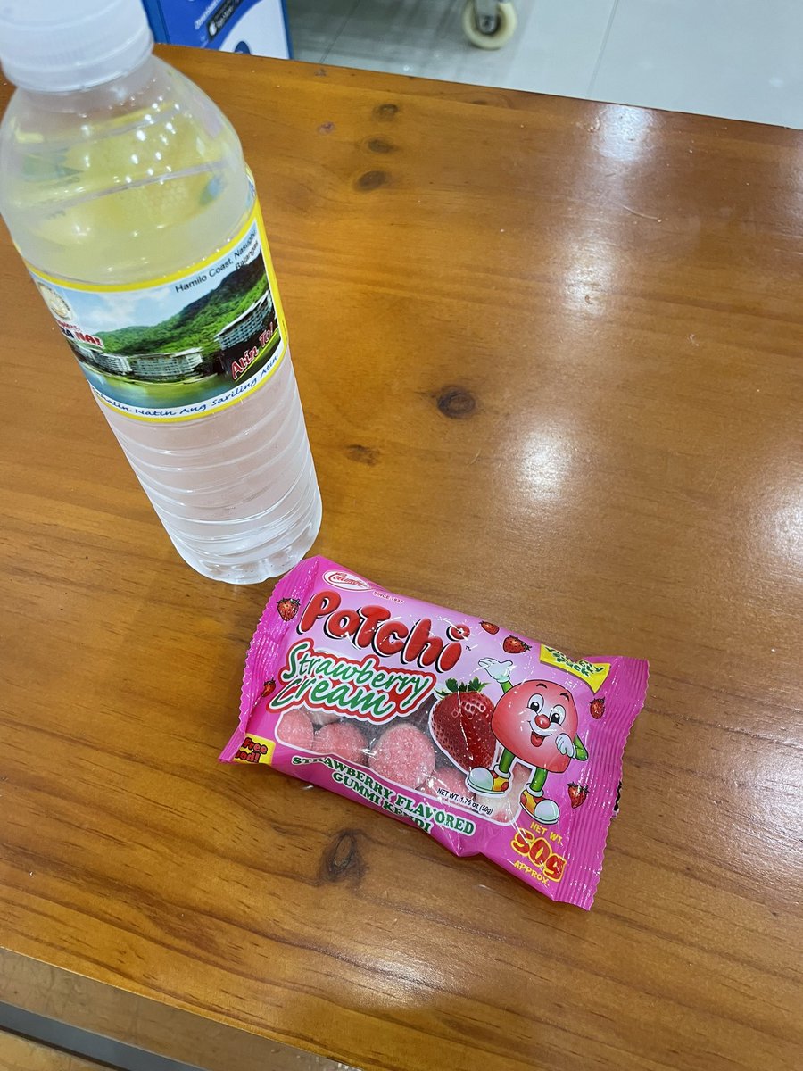 SweetChaille's tweet photo. Fav candy :> https://t.co/bXeG8NhqZ4