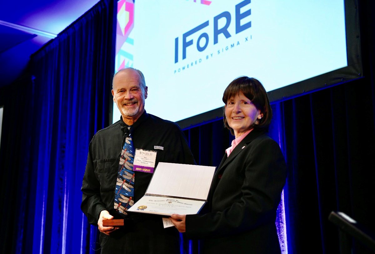 SigmaXiSociety's tweet photo. Our 2023 McGovern Science &amp; Society Award winner, @BrownUniversity's Ken Miller, delivered an engaging session for student presenters and #IFoRE attendees. https://t.co/OJ6QC5CqyB