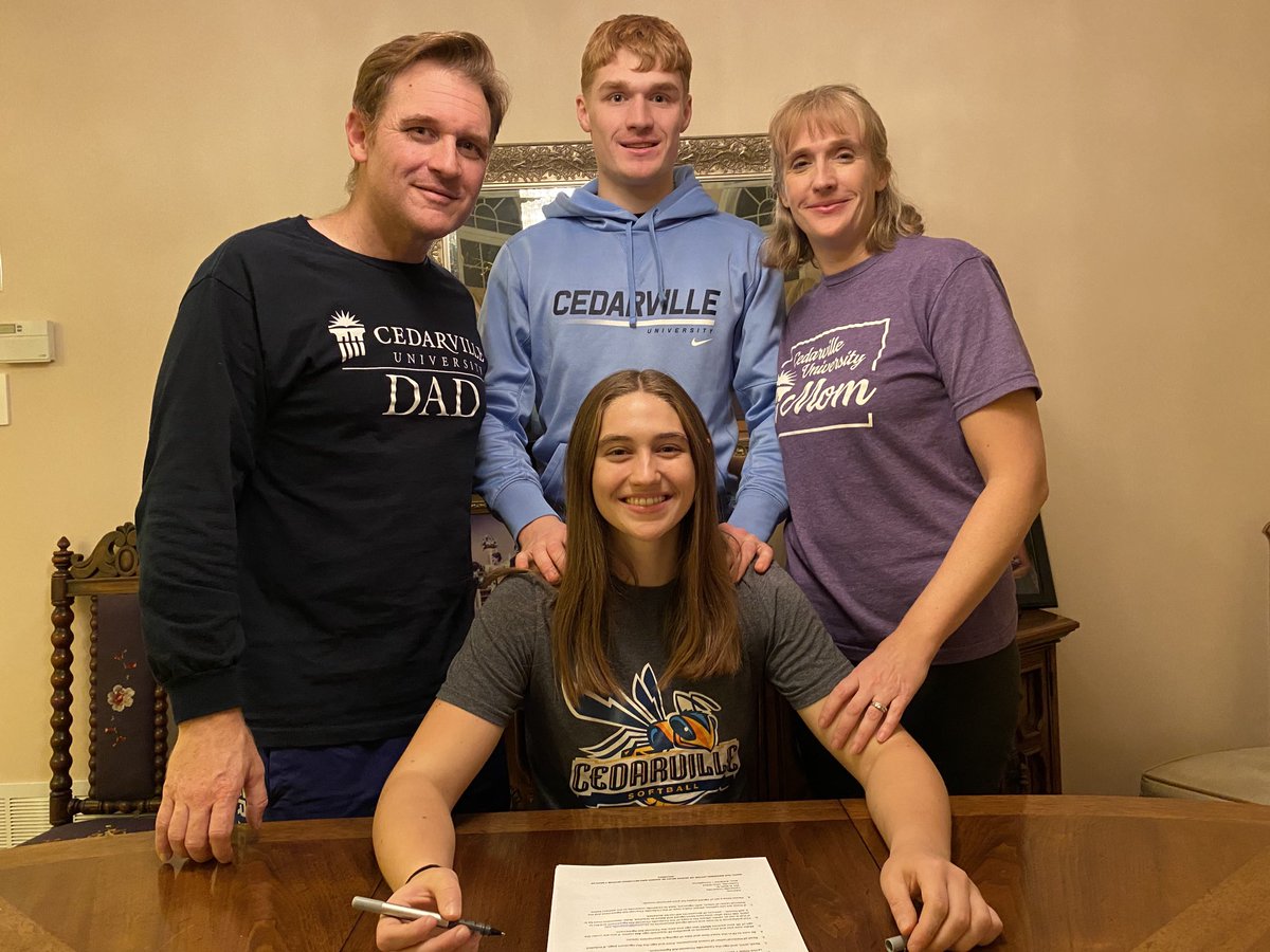 I am thrilled to share that I have officially signed my NLI to ⁦<a href="/CUJacketsSB/">Cedarville Softball</a>⁩ !! I cannot wait for the plans God has in store for me in this next journey!! Thanks so much to ⁦<a href="/coachkchapman/">Kelsey Chapman</a>⁩ for this incredible opportunity!