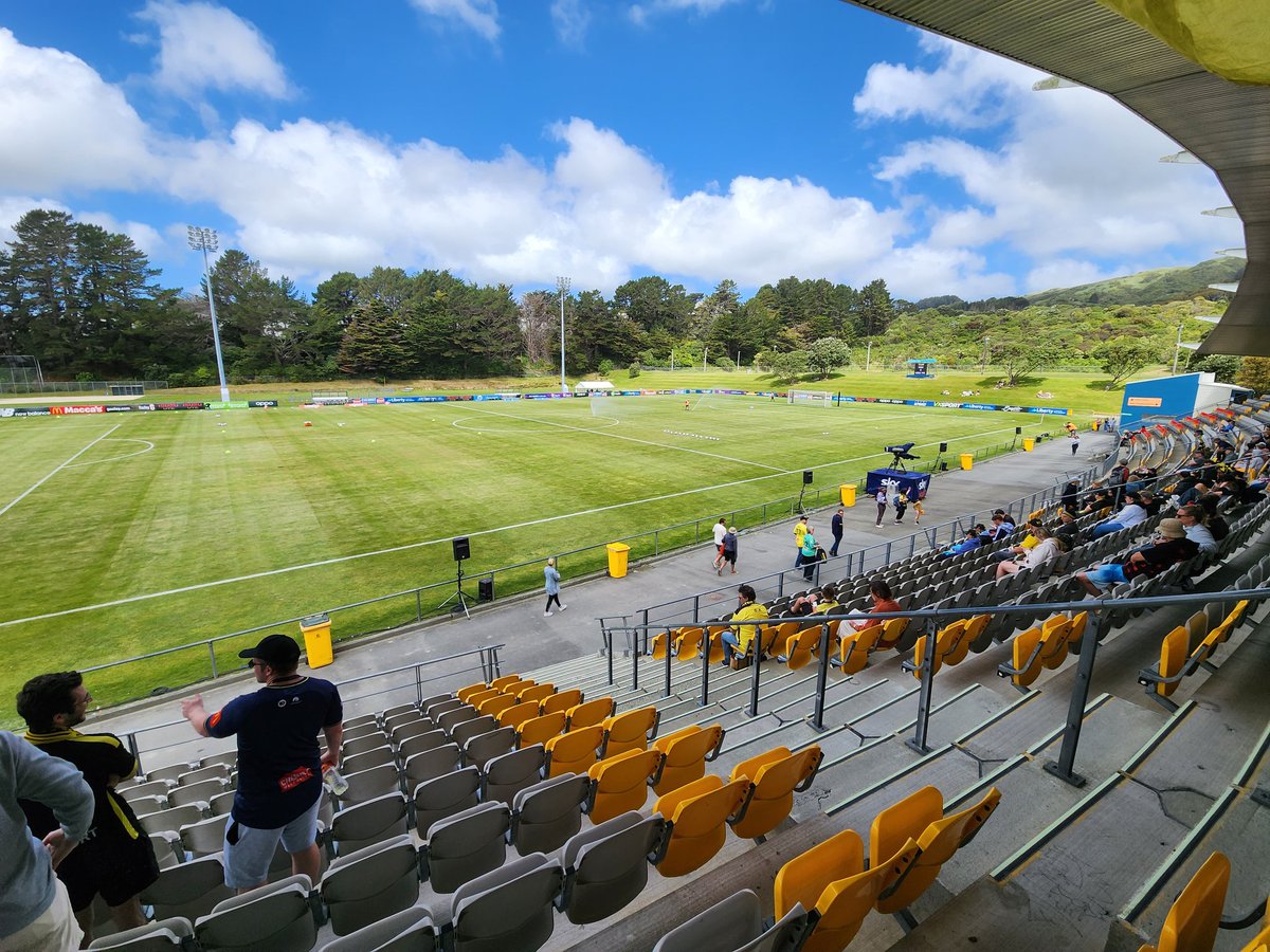 Looking beautiful at Porirua Park #WELvWUN #COYN