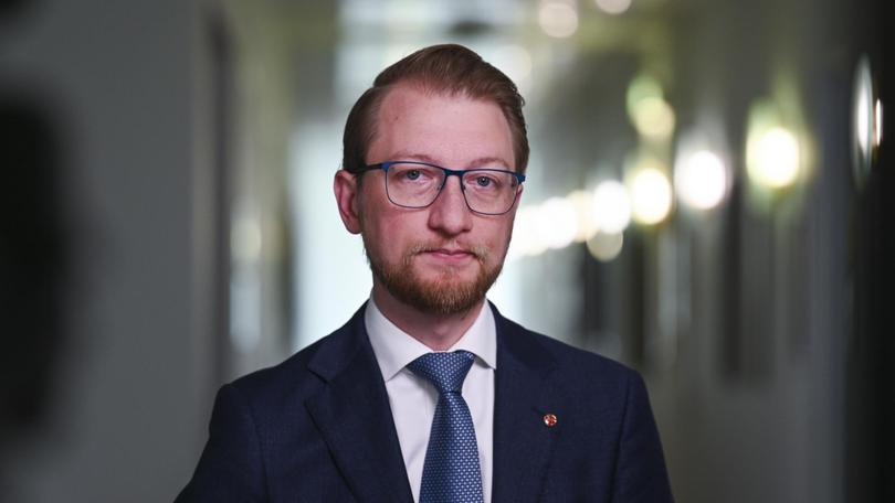 PeterWMurphy1's tweet photo. Liberal Senator James Paterson has cautioned the Govt, objecting to their legislation to prevent disinformation. Let that sink in. 😠 #auspol https://t.co/5AO3kWPaB8