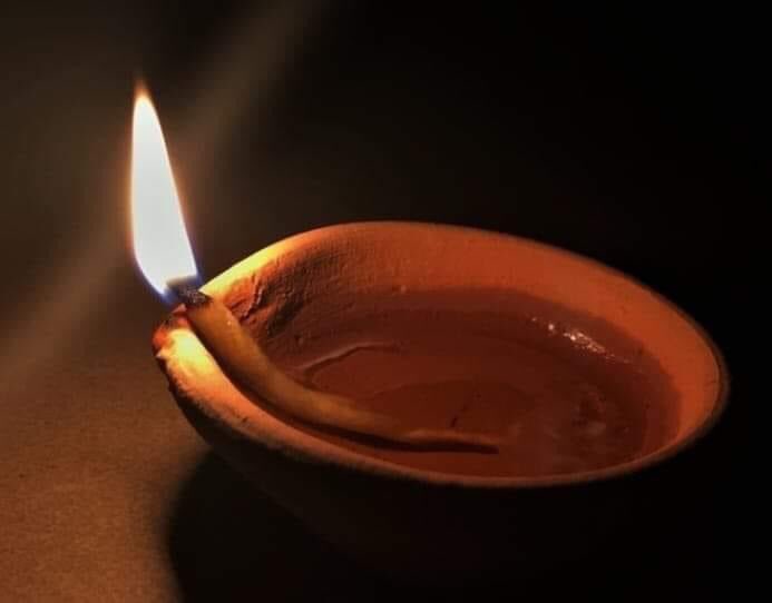 poobie_pillay's tweet photo. A blessed Diwali to all - May this day remove the darkness from our hearts and minds and brings peace to this tortured world. Jai Shri Ram 🙏🏽🙏🏽❤️❤️ https://t.co/6f2iv63WTi
