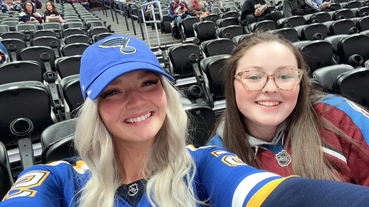 Courtney_77_7's tweet photo. @Avalanche #GoAvsGo
Jk LGB https://t.co/TwCL7oUpLI
