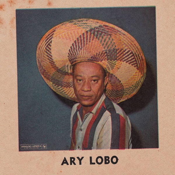 【予約情報】 ブラジル北東部発祥の音楽=フォホー歌手、ARY LOBO（アリ・ロボ）の全盛期にあたる1958～66年のキラーチューンを収めたコンピレーションLPが信頼のアナログ・アフリカより登場！ 貴重な写真やライナーを収録。ゲートフォールド・カバー、180g重量盤仕様。 diskunion.net/bestalbum/ct/n…