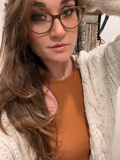 Makeup today was so on point! Thank you @lookitscici https://t.co/2oVxa71lfm<a class="tags" target="_blank" title="On Twitter" href="/?out=eyJ0eXAiOiJKV1QiLCJhbGciOiJIUzUxMiJ9.eyJpYXQiOjE3MjE5NjY4ODAsImlzcyI6InR3cG9ybnN0YXJzLmNvbSIsIm5iZiI6MTcyMTk2Njg4MCwiZXhwIjoxNzUzNTAyODgwLCJyZWRpcmVjdF91cmwiOiJodHRwczovL3R3aXR0ZXIuY29tL2xvb2tpdHNjaWNpIn0.Ig3uAAYJCYbcPk_wuFsYyyvNO_DKVjldOjTnsZHsfy5EiCDHZGxsBofqX_qOIY1dsYysWA7QcS2Fg9827J_Zxg">@lookitscici</a><a href="/tag/onlyfans"class="tags"><span>#onlyfans</span></a>