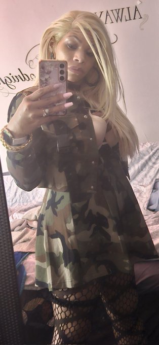 B'day photos https://t.co/qDDrp8dy5u<a href="/tag/bossman"class="tags"><span>#bossman</span></a>