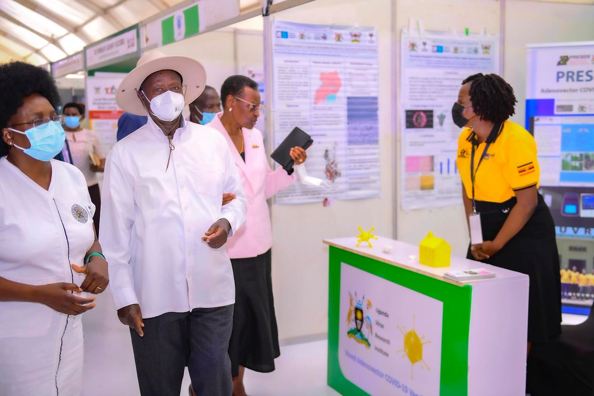 The Unit was beyond honoured to have @KagutaMuseveni , @JanetMuseveni & @DrMusenero , @MatiaK5 visit our booth during the National Science Week. We got an opportunity to showcase to the president and the team our latest Adenovector vaccines.