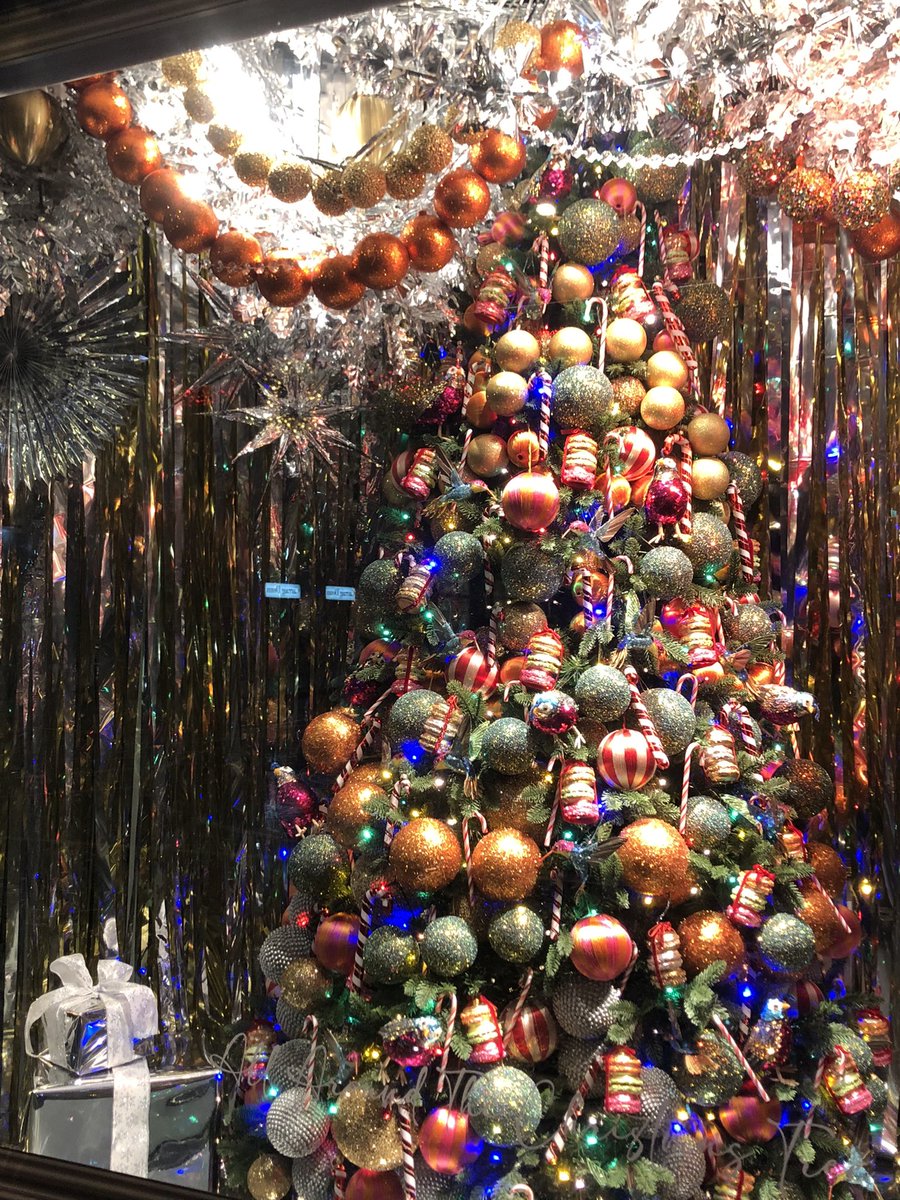 Máire Ní Éineacháin tweet media