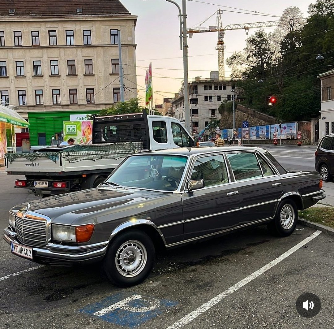 lcsuzzarini's tweet photo. Mercedes Benz. Denominado en Venezuela Tiburón. Ensamblados en la planta de Barcelona. Edo. Anzoátegui en 1974,75,76,77,78... https://t.co/lw3ZOxuVV1