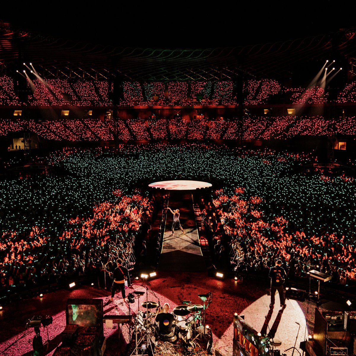 coldplay's tweet photo. Show #117, Kaohsiung

#MusicOfTheSpheresWorldTour https://t.co/mjF4W3xZe6